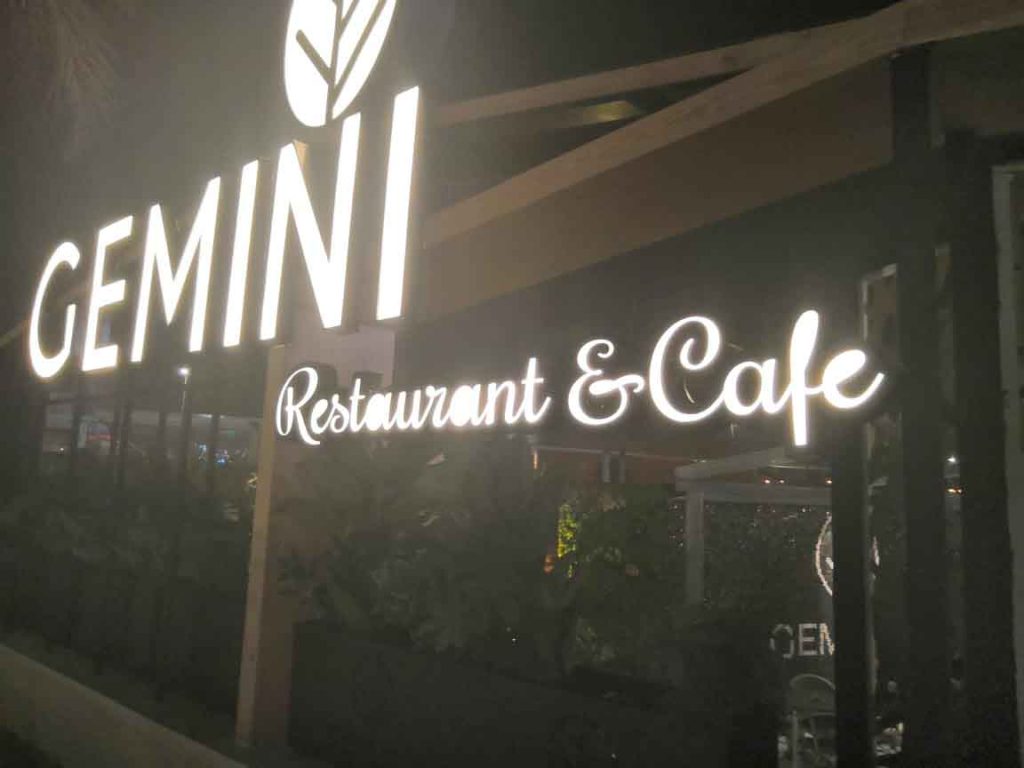 ديكورات مطاعم خارجية